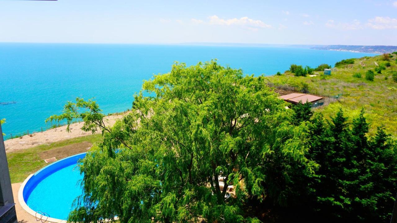 Морски Апартаменти Джулай Морнинг - July Morning Sea View Apartments Kavarna Esterno foto