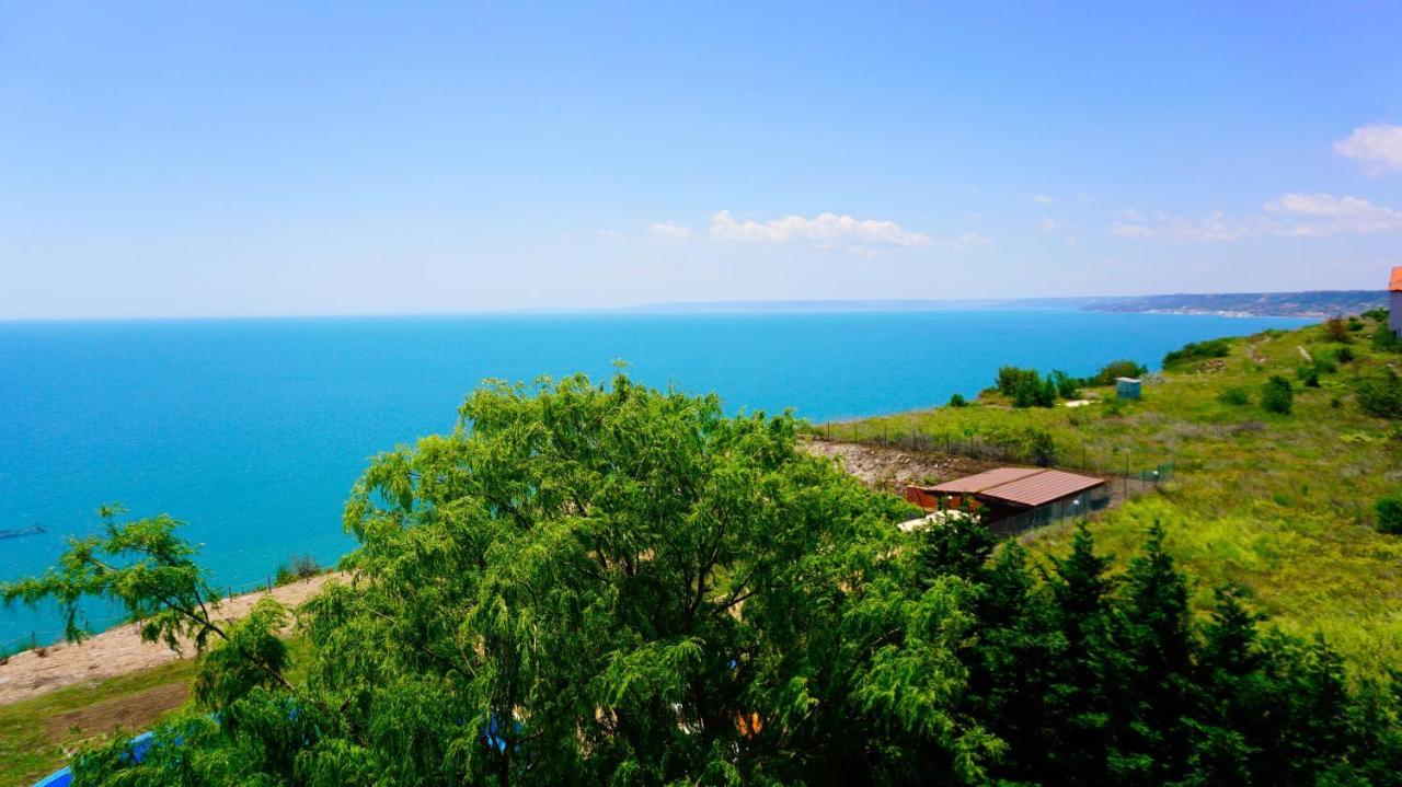 Морски Апартаменти Джулай Морнинг - July Morning Sea View Apartments Kavarna Esterno foto