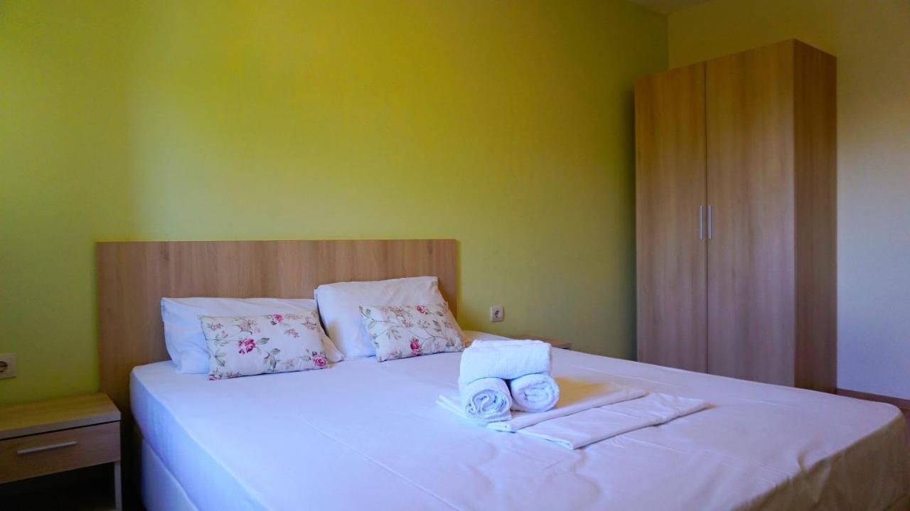 Морски Апартаменти Джулай Морнинг - July Morning Sea View Apartments Kavarna Esterno foto